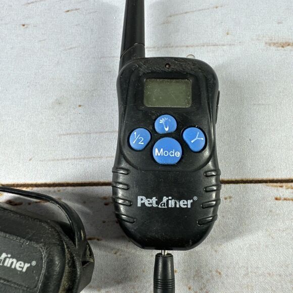 Petrainer Rechargeable and Rainproof 330 yd Remote Dog Training Collar - Picture 3 of 6